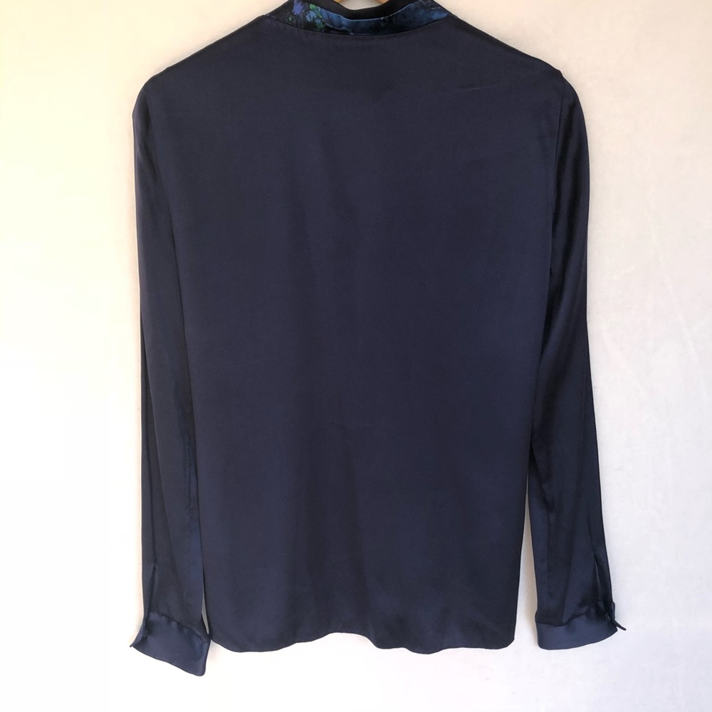Elie Tahari Blue Print Tie Neck Silk Blouse S - Picture 2 of 6
